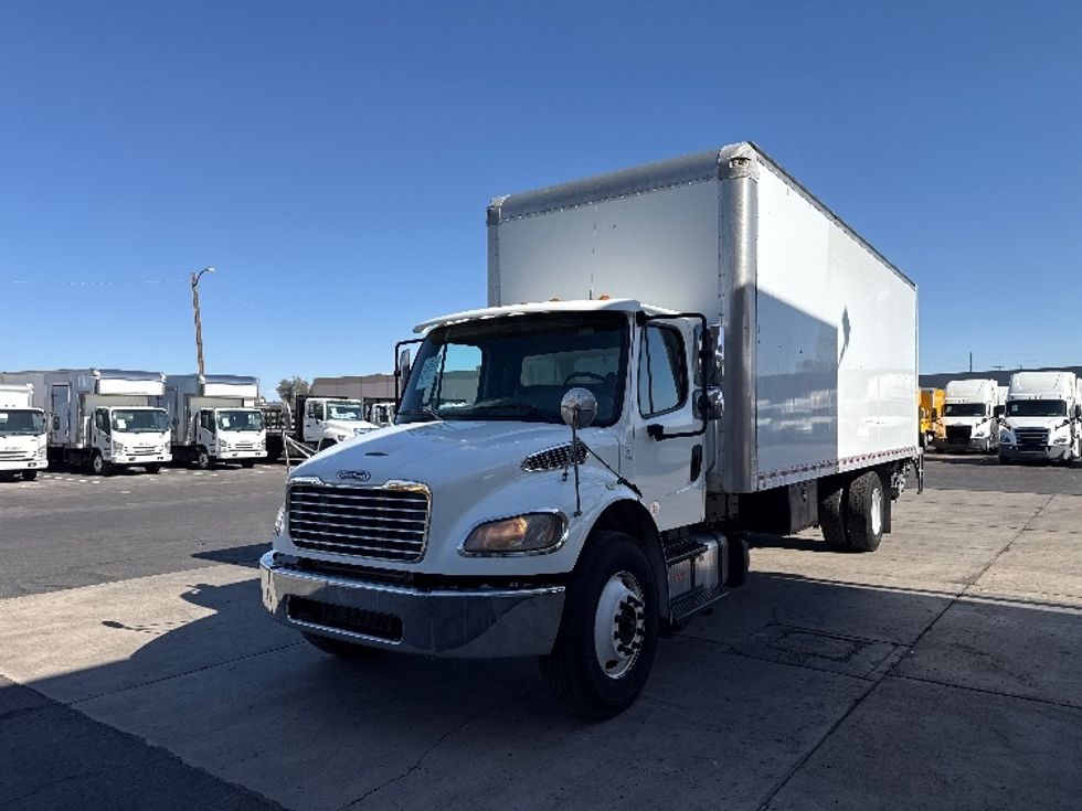 Medium Duty Box Truck-Light and Medium Duty Trucks-Freightliner-2019-M2-Phoenix-AZ-144,604\n\t\tmiles-$ 52,750 - Image 3