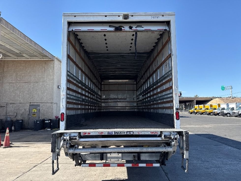 Medium Duty Box Truck-Light and Medium Duty Trucks-Freightliner-2019-M2-Phoenix-AZ-144,604\n\t\tmiles-$ 52,750 - Image 8