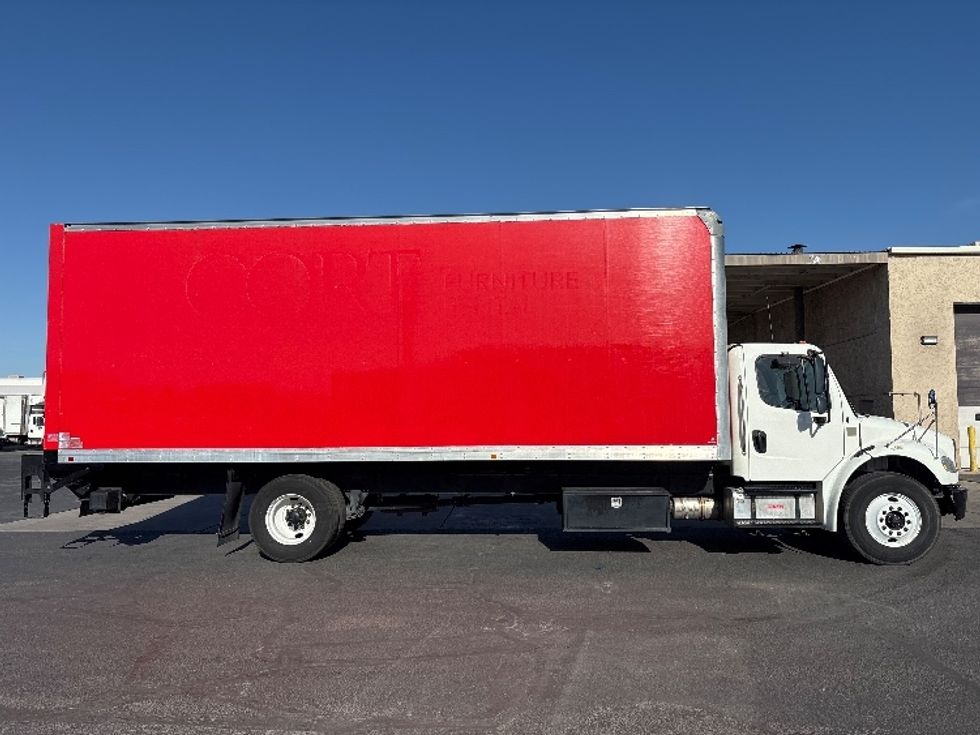 Medium Duty Box Truck-Light and Medium Duty Trucks-Freightliner-2019-M2-Phoenix-AZ-145,556\n\t\tmiles-$ 56,750 - Image 15