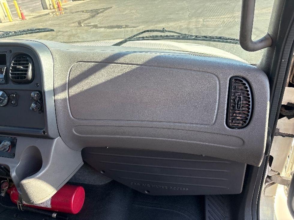 Medium Duty Box Truck-Light and Medium Duty Trucks-Freightliner-2019-M2-Phoenix-AZ-145,556\n\t\tmiles-$ 56,750 - Image 21