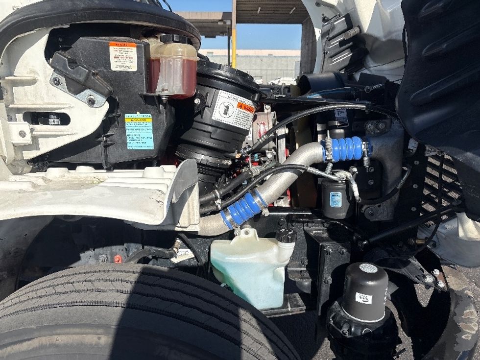 Medium Duty Box Truck-Light and Medium Duty Trucks-Freightliner-2019-M2-Phoenix-AZ-145,556\n\t\tmiles-$ 56,750 - Image 23