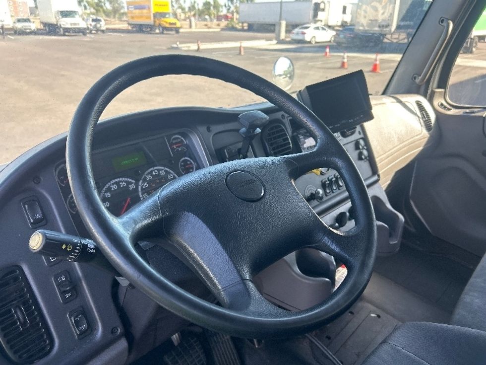 Medium Duty Box Truck-Light and Medium Duty Trucks-Freightliner-2019-M2-Phoenix-AZ-148,519\n\t\tmiles-$ 52,750 - Image 16