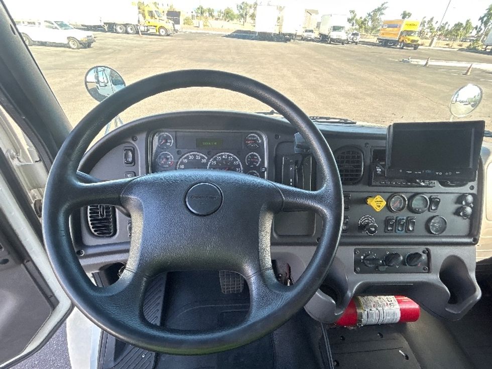 Medium Duty Box Truck-Light and Medium Duty Trucks-Freightliner-2019-M2-Phoenix-AZ-148,519\n\t\tmiles-$ 52,750 - Image 17