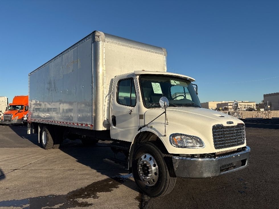 Medium Duty Box Truck-Light and Medium Duty Trucks-Freightliner-2019-M2-Phoenix-AZ-154,425\n\t\tmiles-$ 52,000 - Image 1