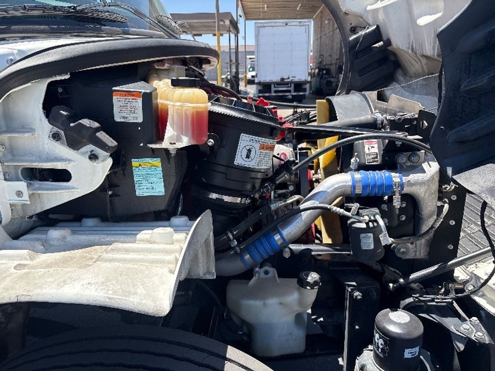 Medium Duty Box Truck-Light and Medium Duty Trucks-Freightliner-2019-M2-Phoenix-AZ-165,636\n\t\tmiles-$ 54,500 - Image 23