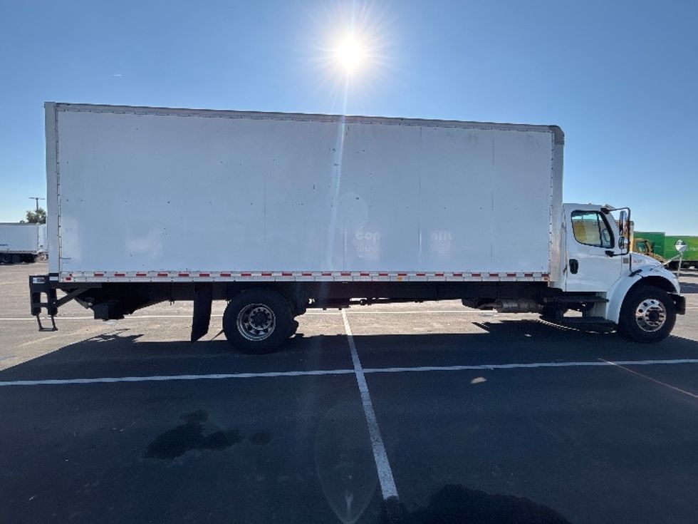 Medium Duty Box Truck-Light and Medium Duty Trucks-Freightliner-2019-M2-Phoenix-AZ-169,147\n\t\tmiles-$ 49,750 - Image 15