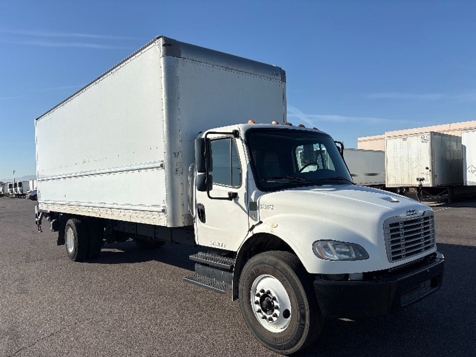 Medium Duty Box Truck-Light and Medium Duty Trucks-Freightliner-2019-M2-Phoenix-AZ-195,879\n\t\tmiles-$ 49,000 - Image 1