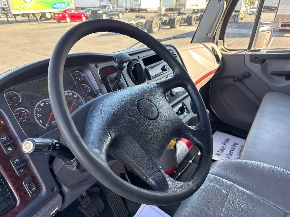 Medium Duty Box Truck-Light and Medium Duty Trucks-Freightliner-2019-M2-Phoenix-AZ-195,879\n\t\tmiles-$ 49,000 - Image 17
