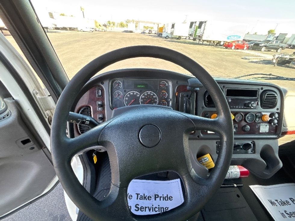 Medium Duty Box Truck-Light and Medium Duty Trucks-Freightliner-2019-M2-Phoenix-AZ-195,879\n\t\tmiles-$ 49,000 - Image 18