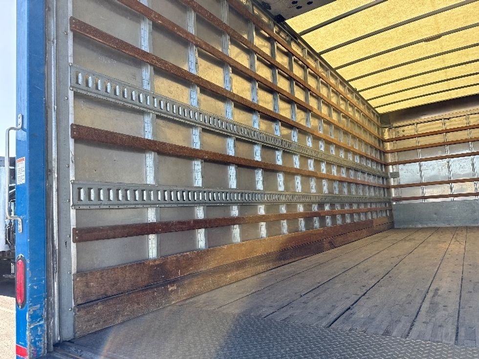Medium Duty Box Truck-Light and Medium Duty Trucks-Freightliner-2019-M2-Phoenix-AZ-223,665\n\t\tmiles-$ 45,250 - Image 11