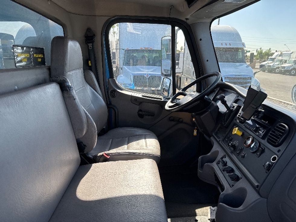 Medium Duty Box Truck-Light and Medium Duty Trucks-Freightliner-2019-M2-Phoenix-AZ-223,665\n\t\tmiles-$ 45,250 - Image 22