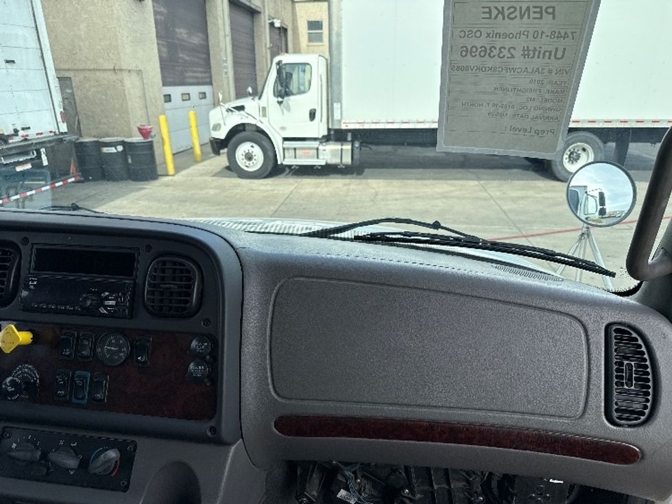 Medium Duty Box Truck-Light and Medium Duty Trucks-Freightliner-2019-M2-Phoenix-AZ-232,246\n\t\tmiles-$ 39,500 - Image 21