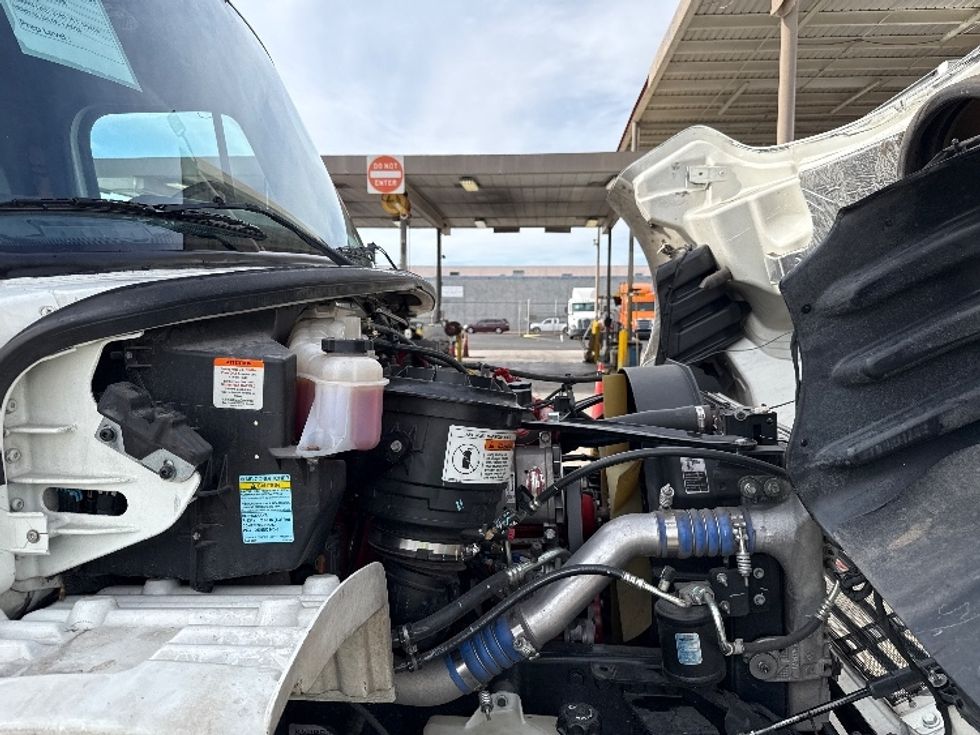 Medium Duty Box Truck-Light and Medium Duty Trucks-Freightliner-2019-M2-Phoenix-AZ-232,246\n\t\tmiles-$ 39,500 - Image 24