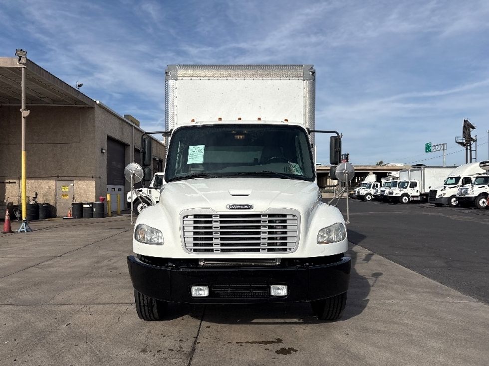 Medium Duty Box Truck-Light and Medium Duty Trucks-Freightliner-2019-M2-Phoenix-AZ-250,144\n\t\tmiles-$ 37,000 - Image 2