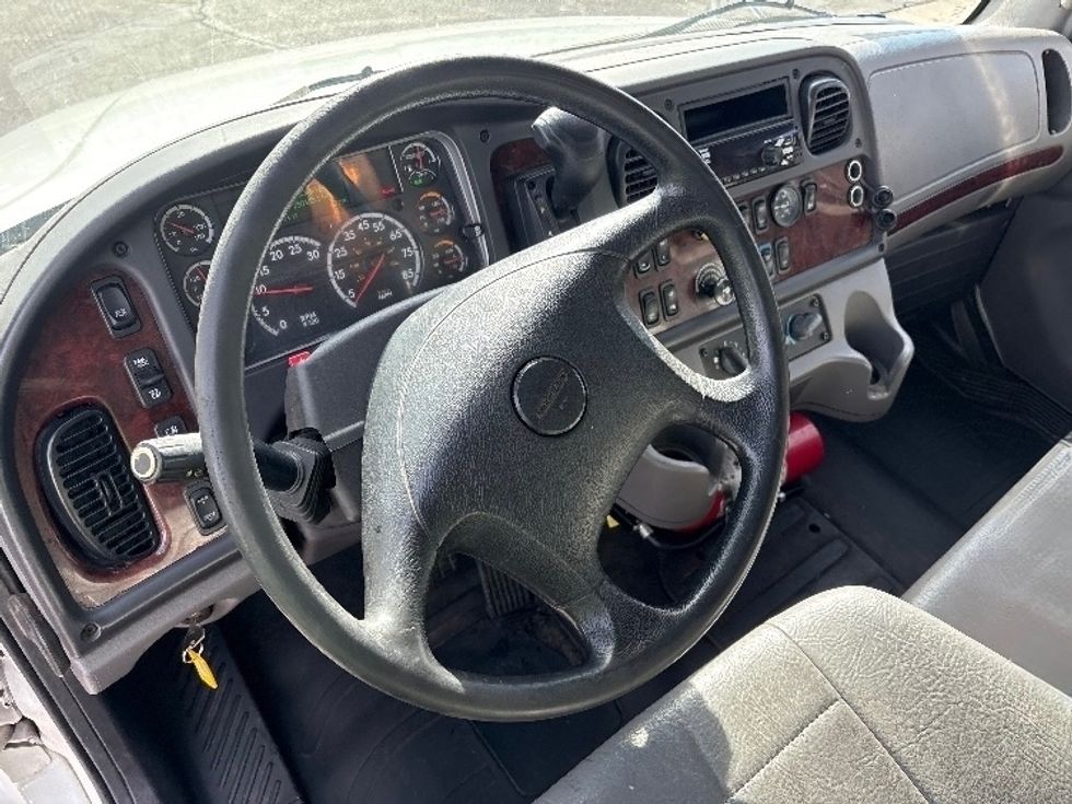 Medium Duty Box Truck-Light and Medium Duty Trucks-Freightliner-2019-M2-Phoenix-AZ-250,144\n\t\tmiles-$ 37,000 - Image 22