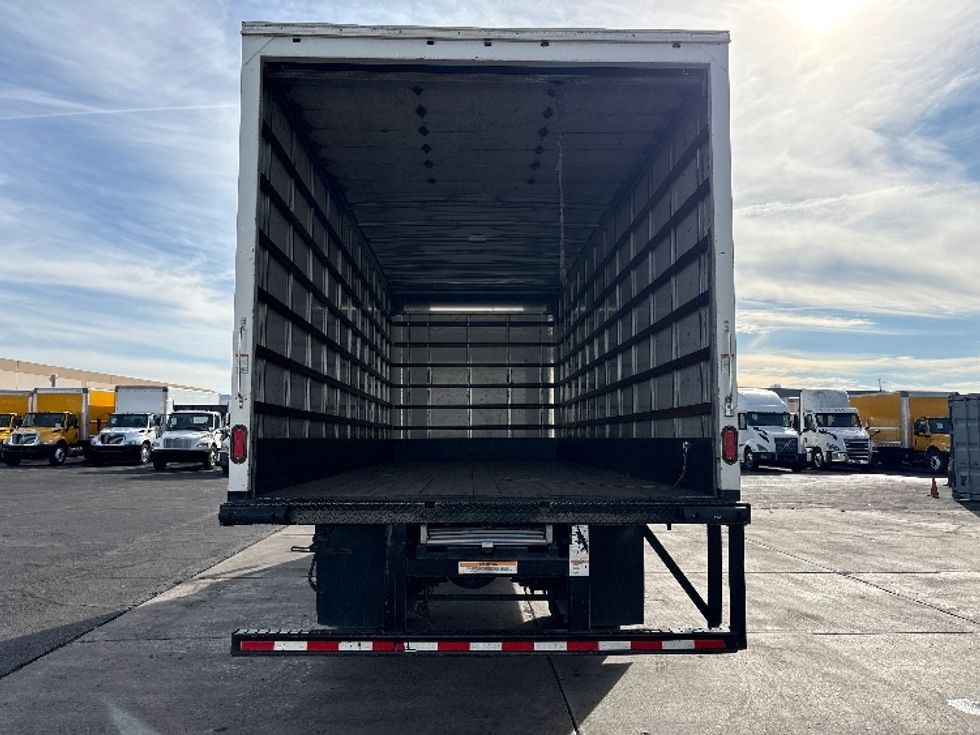 Medium Duty Box Truck-Light and Medium Duty Trucks-Freightliner-2019-M2-Phoenix-AZ-250,144\n\t\tmiles-$ 37,000 - Image 8
