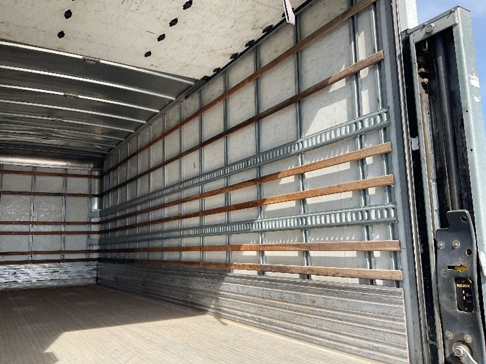 Medium Duty Box Truck-Light and Medium Duty Trucks-Freightliner-2019-M2-Phoenix-AZ-265,962\n\t\tmiles-$ 38,250 - Image 12