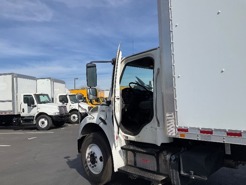 Medium Duty Box Truck-Light and Medium Duty Trucks-Freightliner-2019-M2-Phoenix-AZ-265,962\n\t\tmiles-$ 38,250 - Image 16