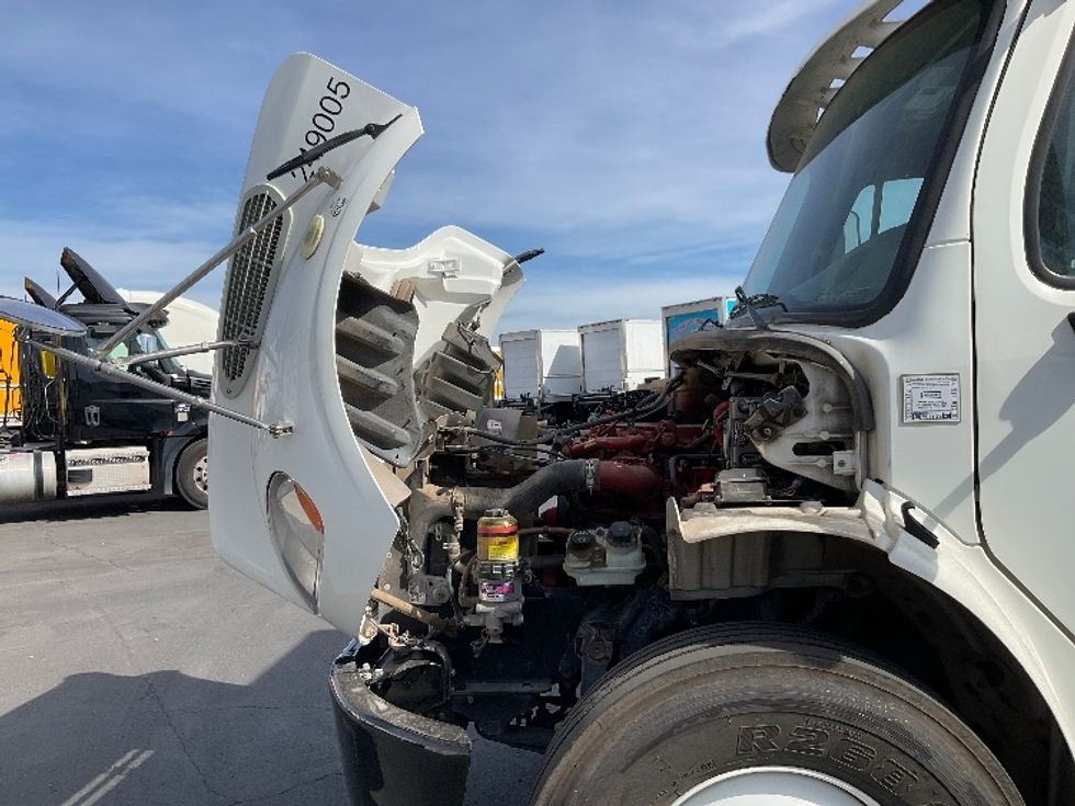 Medium Duty Box Truck-Light and Medium Duty Trucks-Freightliner-2019-M2-Phoenix-AZ-265,962\n\t\tmiles-$ 38,250 - Image 23
