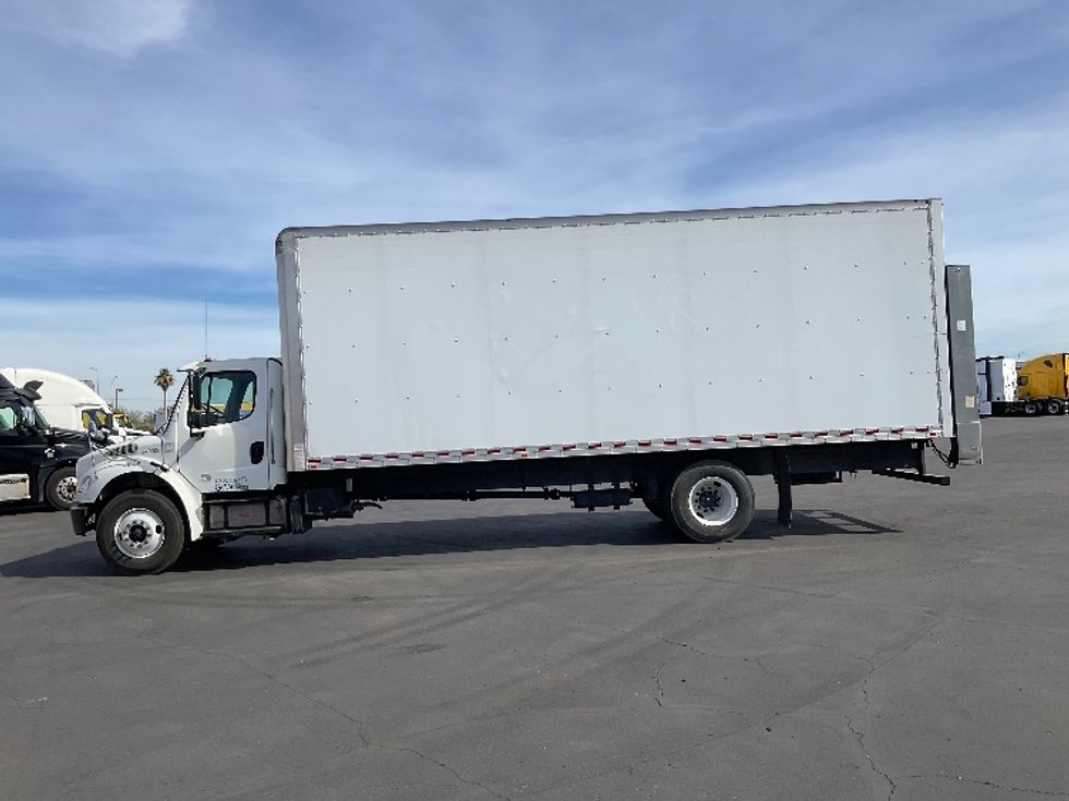 Medium Duty Box Truck-Light and Medium Duty Trucks-Freightliner-2019-M2-Phoenix-AZ-265,962\n\t\tmiles-$ 38,250 - Image 4