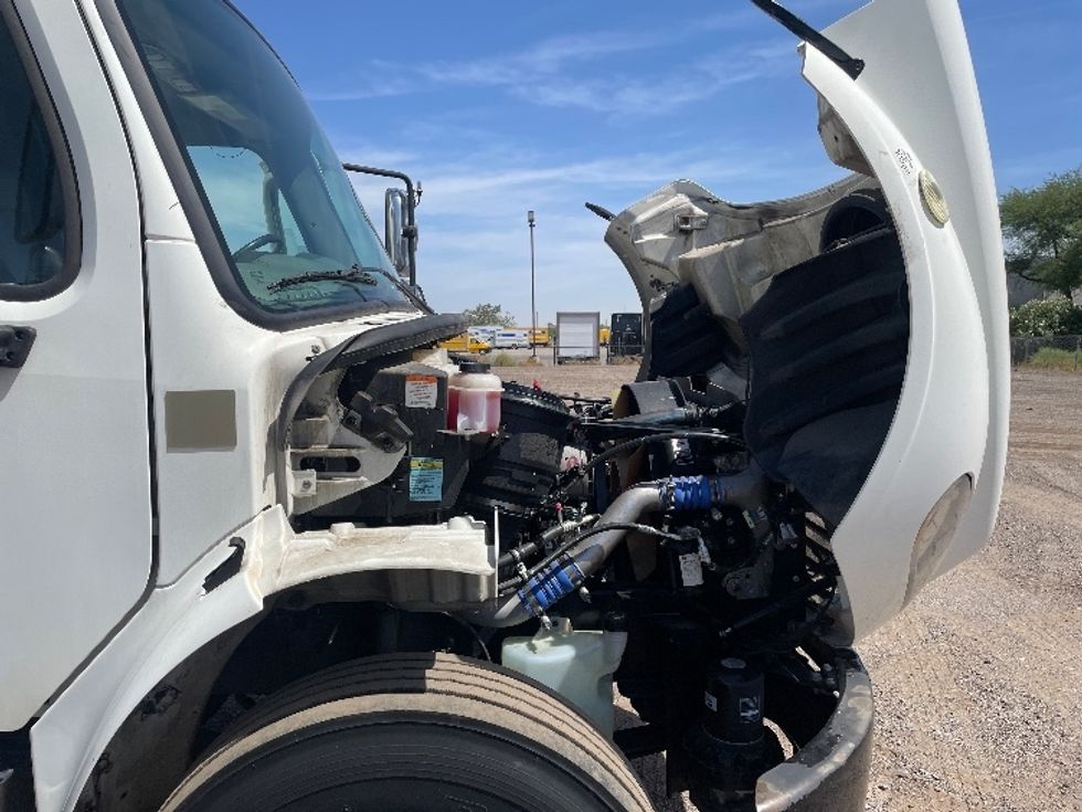 Medium Duty Box Truck-Light and Medium Duty Trucks-Freightliner-2019-M2-Phoenix-AZ-266,429\n\t\tmiles-$ 36,750 - Image 23