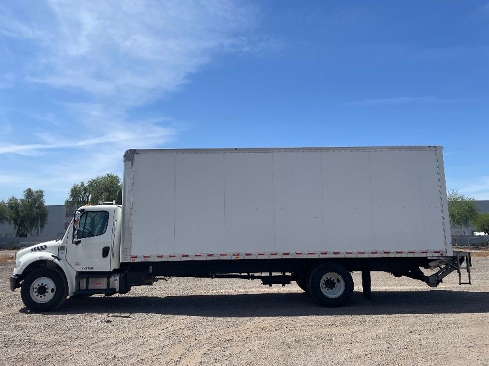 Medium Duty Box Truck-Light and Medium Duty Trucks-Freightliner-2019-M2-Phoenix-AZ-266,429\n\t\tmiles-$ 36,750 - Image 4