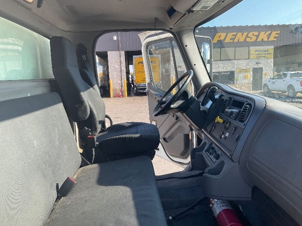 Medium Duty Box Truck-Light and Medium Duty Trucks-Freightliner-2019-M2-Piqua-OH-143,014\n\t\tmiles-$ 55,750 - Image 22
