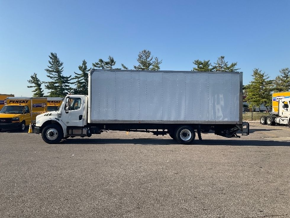 Medium Duty Box Truck-Light and Medium Duty Trucks-Freightliner-2019-M2-Piqua-OH-143,014\n\t\tmiles-$ 55,750 - Image 4
