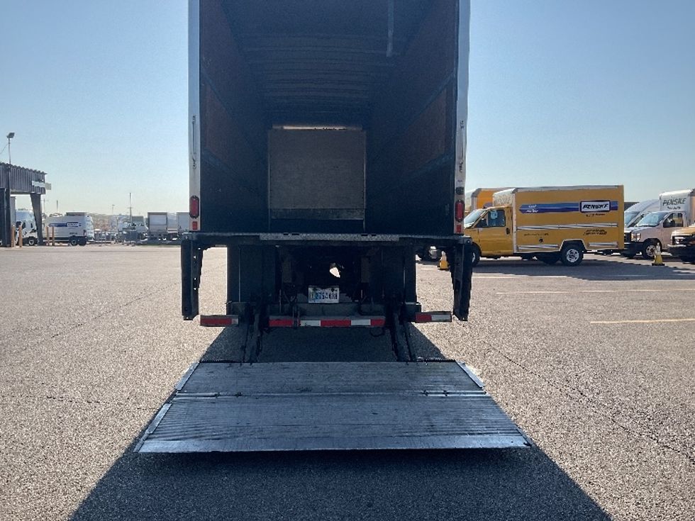 Medium Duty Box Truck-Light and Medium Duty Trucks-Freightliner-2019-M2-Piqua-OH-143,014\n\t\tmiles-$ 55,750 - Image 9