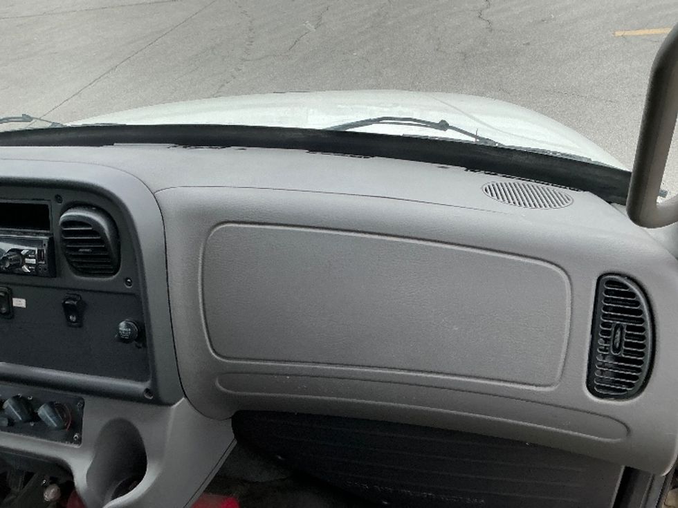 Medium Duty Box Truck-Light and Medium Duty Trucks-Freightliner-2019-M2-Piqua-OH-167,286\n\t\tmiles-$ 53,500 - Image 21