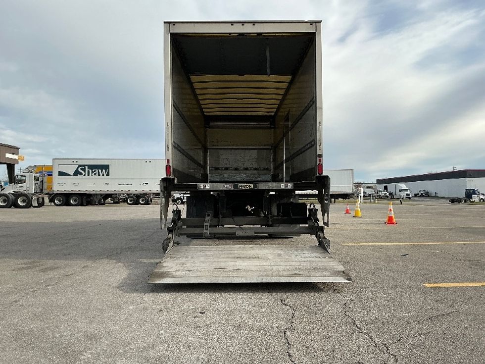 Medium Duty Box Truck-Light and Medium Duty Trucks-Freightliner-2019-M2-Piqua-OH-167,286\n\t\tmiles-$ 53,500 - Image 9