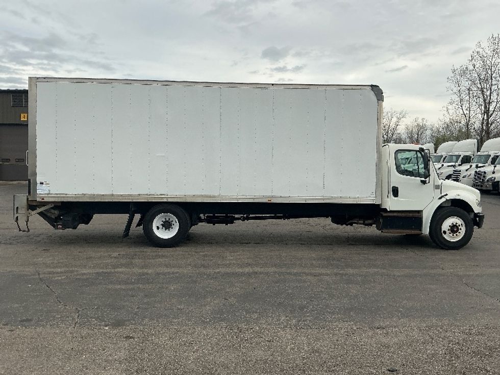 Medium Duty Box Truck-Light and Medium Duty Trucks-Freightliner-2019-M2-Piqua-OH-236,385\n\t\tmiles-$ 43,250 - Image 15