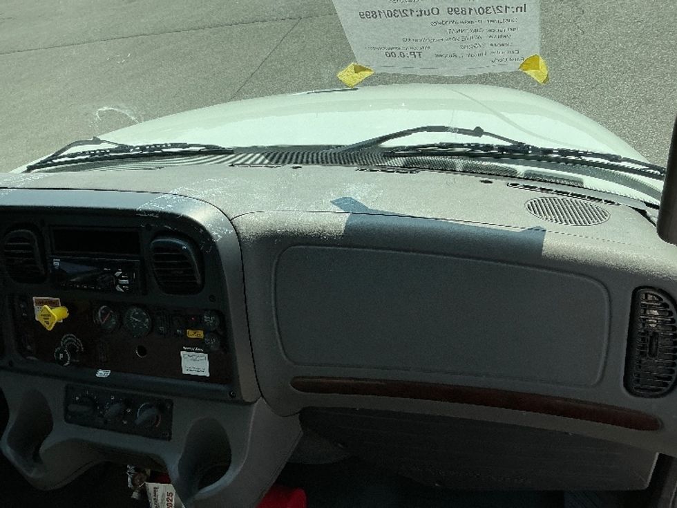 Medium Duty Box Truck-Light and Medium Duty Trucks-Freightliner-2019-M2-Piqua-OH-405,722\n\t\tmiles-$ 21,250 - Image 21