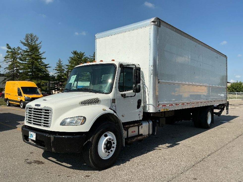 Medium Duty Box Truck-Light and Medium Duty Trucks-Freightliner-2019-M2-Piqua-OH-405,722\n\t\tmiles-$ 21,250 - Image 3