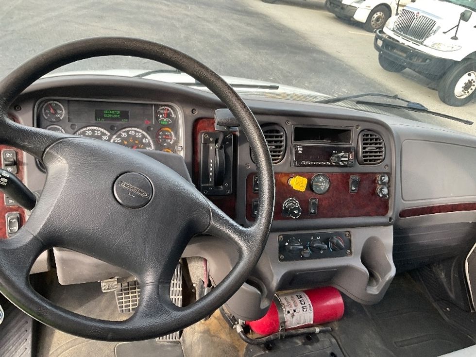 Medium Duty Box Truck-Light and Medium Duty Trucks-Freightliner-2019-M2-Piqua-OH-95,196\n\t\tmiles-$ 56,250 - Image 18