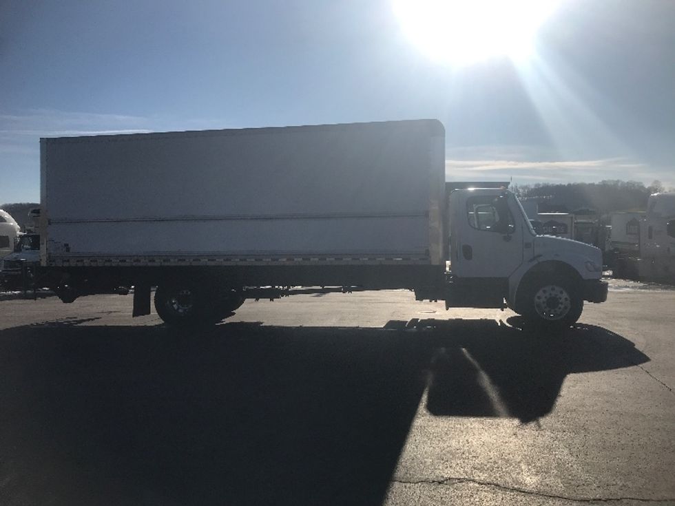 Medium Duty Box Truck-Light and Medium Duty Trucks-Freightliner-2019-M2-Pittsburgh-PA-88,321\n\t\tmiles-$ 56,500 - Image 15
