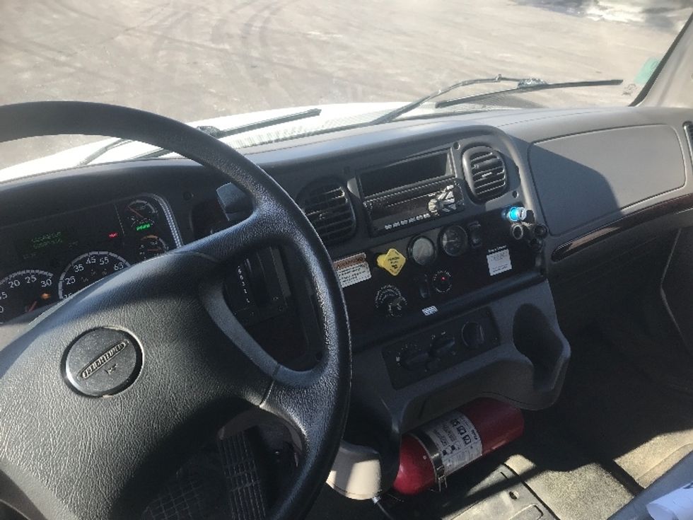 Medium Duty Box Truck-Light and Medium Duty Trucks-Freightliner-2019-M2-Pittsburgh-PA-88,321\n\t\tmiles-$ 56,500 - Image 17