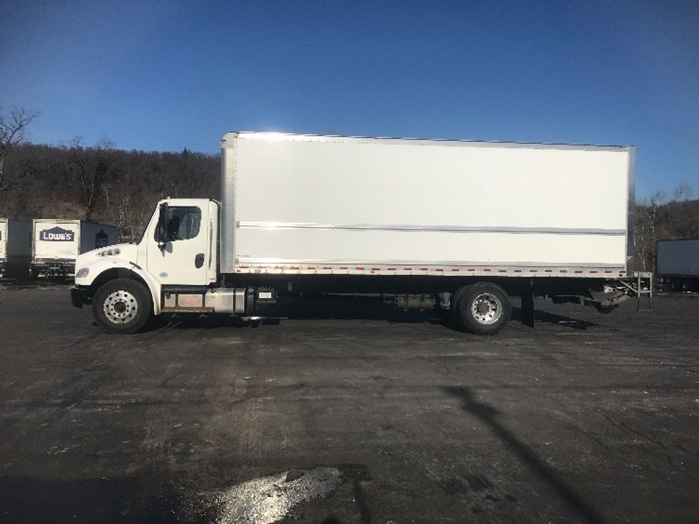 Medium Duty Box Truck-Light and Medium Duty Trucks-Freightliner-2019-M2-Pittsburgh-PA-88,321\n\t\tmiles-$ 56,500 - Image 4