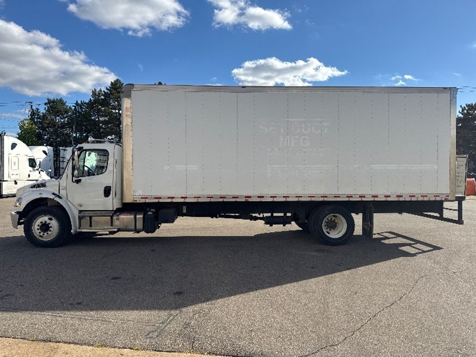 Medium Duty Box Truck-Light and Medium Duty Trucks-Freightliner-2019-M2-Plymouth-MI-198,651\n\t\tmiles-$ 42,750 - Image 4
