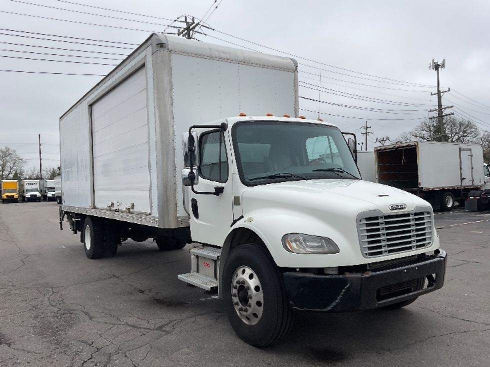 Medium Duty Box Truck-Light and Medium Duty Trucks-Freightliner-2019-M2-Plymouth-MI-237,479\n\t\tmiles-$ 40,750 - Image 1