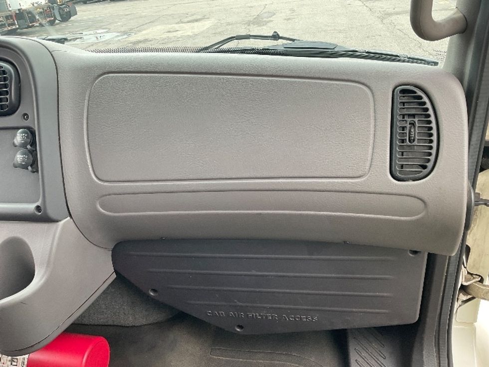 Medium Duty Box Truck-Light and Medium Duty Trucks-Freightliner-2019-M2-Plymouth-MI-237,479\n\t\tmiles-$ 40,750 - Image 21