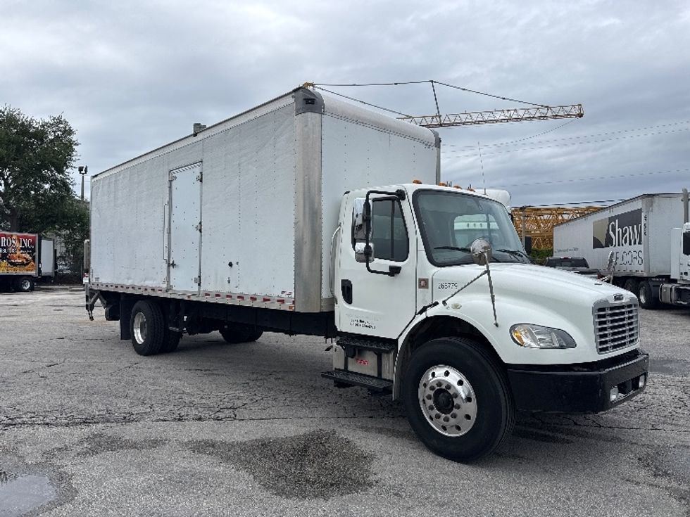 Medium Duty Box Truck-Light and Medium Duty Trucks-Freightliner-2019-M2-Pompano Beach-FL-137,678\n\t\tmiles-$ 63,250 - Image 1