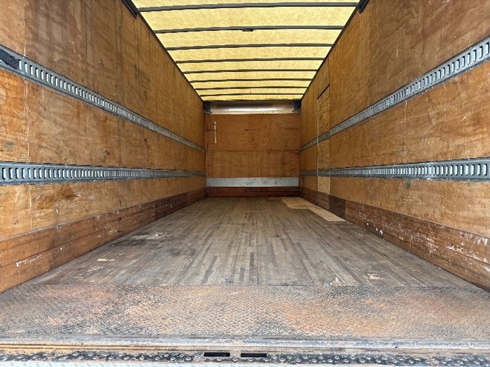 Medium Duty Box Truck-Light and Medium Duty Trucks-Freightliner-2019-M2-Pompano Beach-FL-137,678\n\t\tmiles-$ 63,250 - Image 10