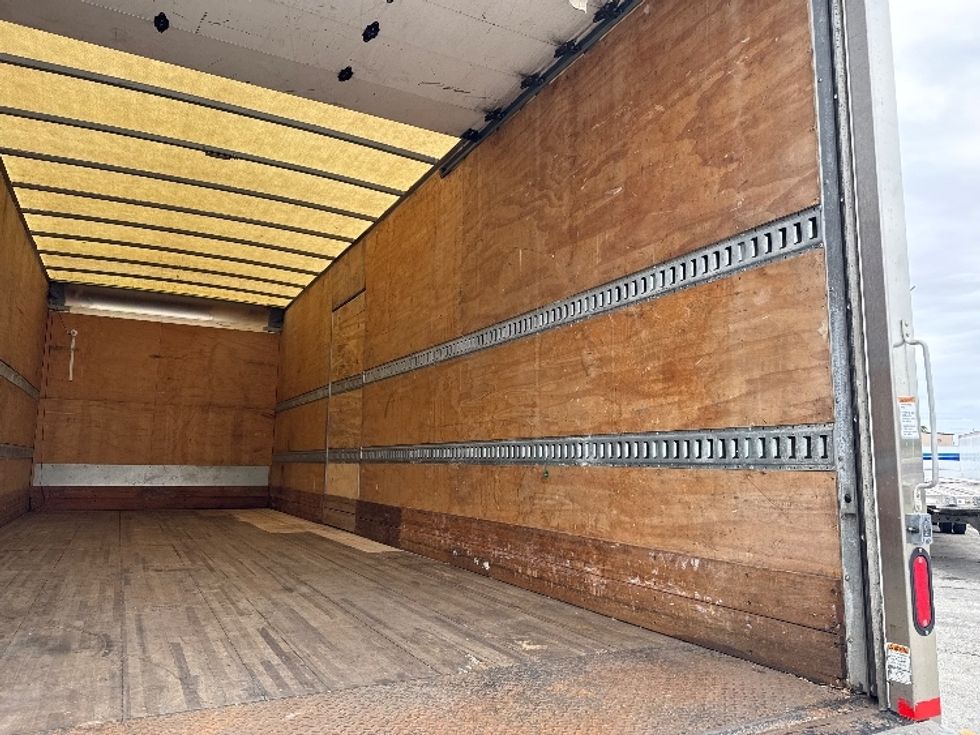 Medium Duty Box Truck-Light and Medium Duty Trucks-Freightliner-2019-M2-Pompano Beach-FL-137,678\n\t\tmiles-$ 63,250 - Image 12
