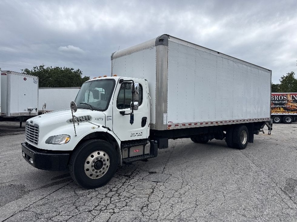 Medium Duty Box Truck-Light and Medium Duty Trucks-Freightliner-2019-M2-Pompano Beach-FL-137,678\n\t\tmiles-$ 63,250 - Image 3
