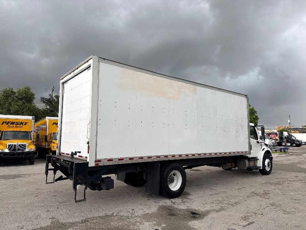 Medium Duty Box Truck-Light and Medium Duty Trucks-Freightliner-2019-M2-Pompano Beach-FL-190,214\n\t\tmiles-$ 39,750 - Image 12