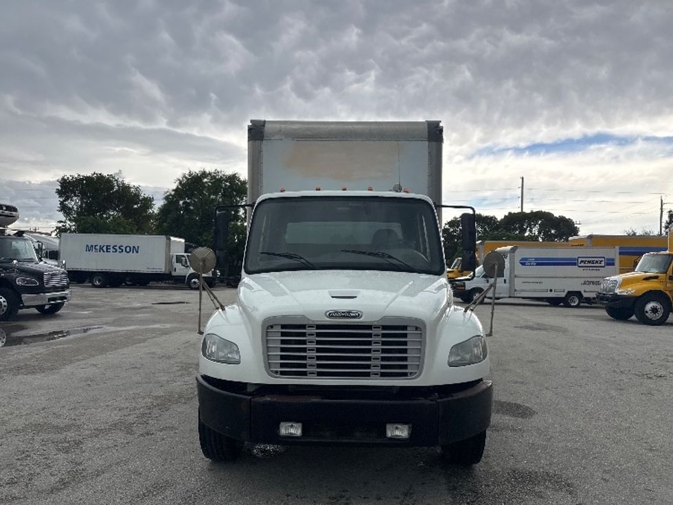 Medium Duty Box Truck-Light and Medium Duty Trucks-Freightliner-2019-M2-Pompano Beach-FL-190,214\n\t\tmiles-$ 39,750 - Image 2