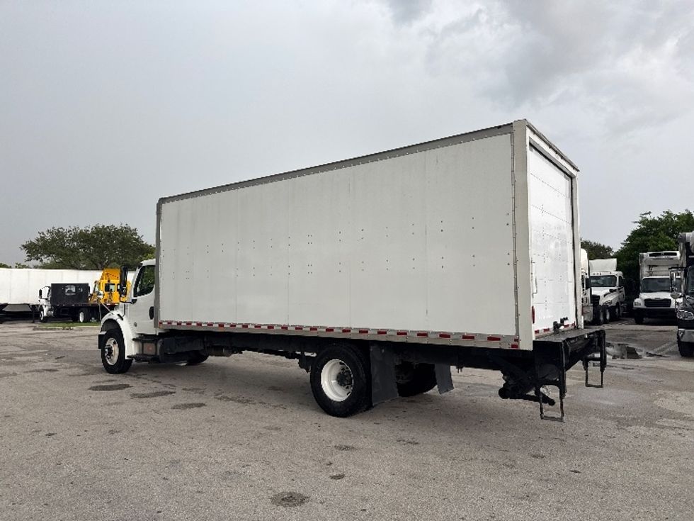 Medium Duty Box Truck-Light and Medium Duty Trucks-Freightliner-2019-M2-Pompano Beach-FL-190,214\n\t\tmiles-$ 39,750 - Image 6