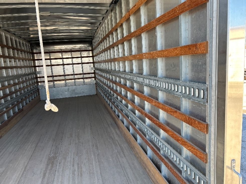 Medium Duty Box Truck-Light and Medium Duty Trucks-Freightliner-2019-M2-Poplar Bluff-MO-119,375\n\t\tmiles-$ 59,750 - Image 12