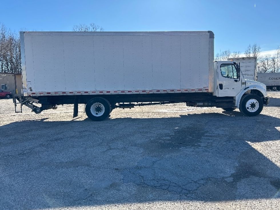 Medium Duty Box Truck-Light and Medium Duty Trucks-Freightliner-2019-M2-Poplar Bluff-MO-119,375\n\t\tmiles-$ 59,750 - Image 15